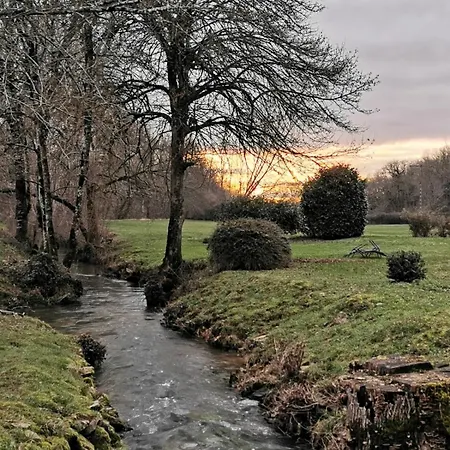 Les Nuits Etoilees Du Moulin Petit Dejeuner Inclus Semesterbostad Sainte-Orse