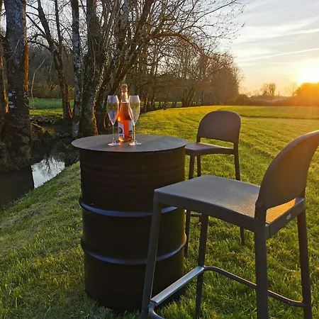 Les Nuits Etoilees Du Moulin Petit Dejeuner Inclus Semesterbostad